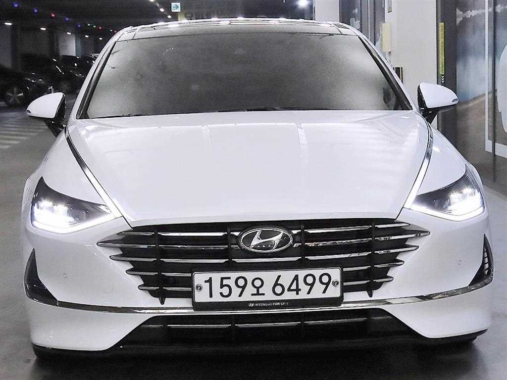 HYUNDAI Sonata - Vista 2