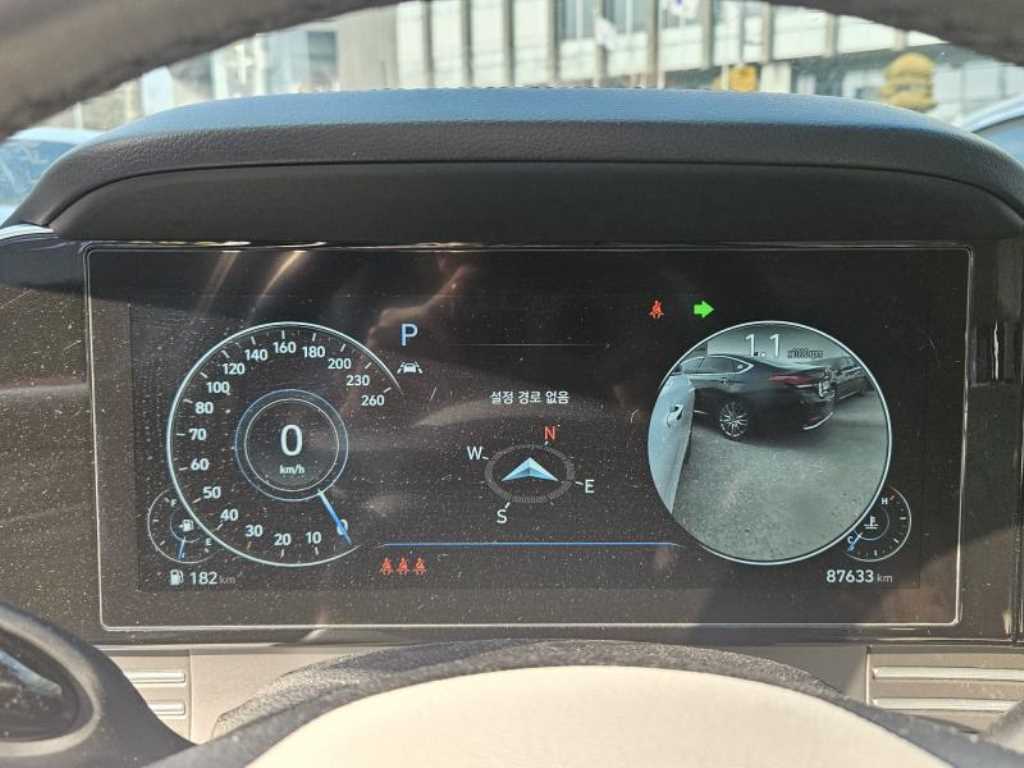 HYUNDAI Grandeur - Vista 9