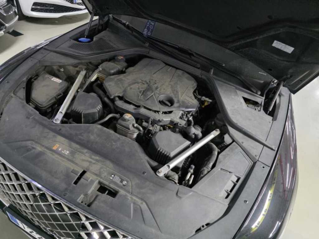 Genesis G80 - Vista 6