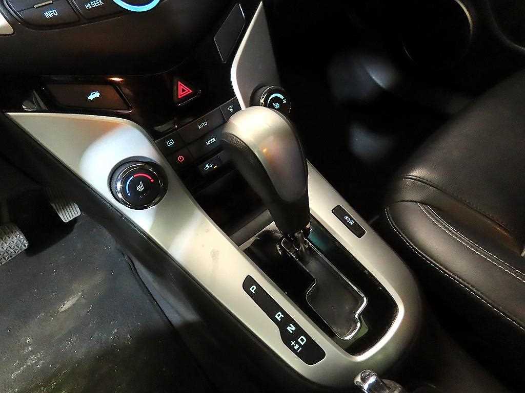 Chevrolet Cruise - Vista 12