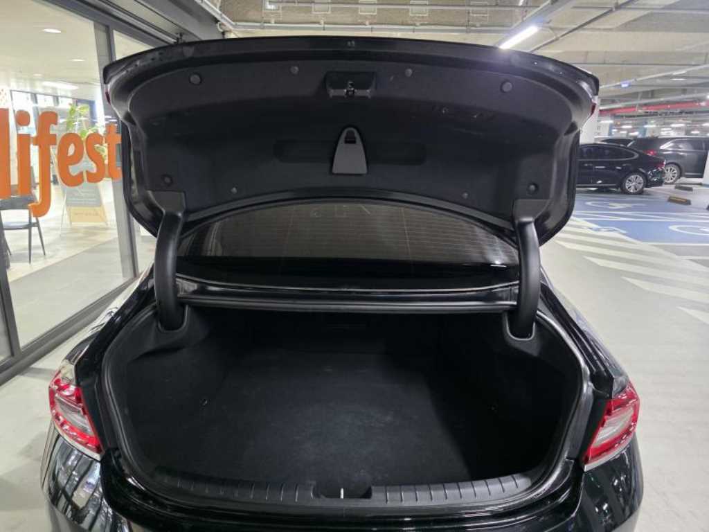 HYUNDAI Grandeur - Vista 6