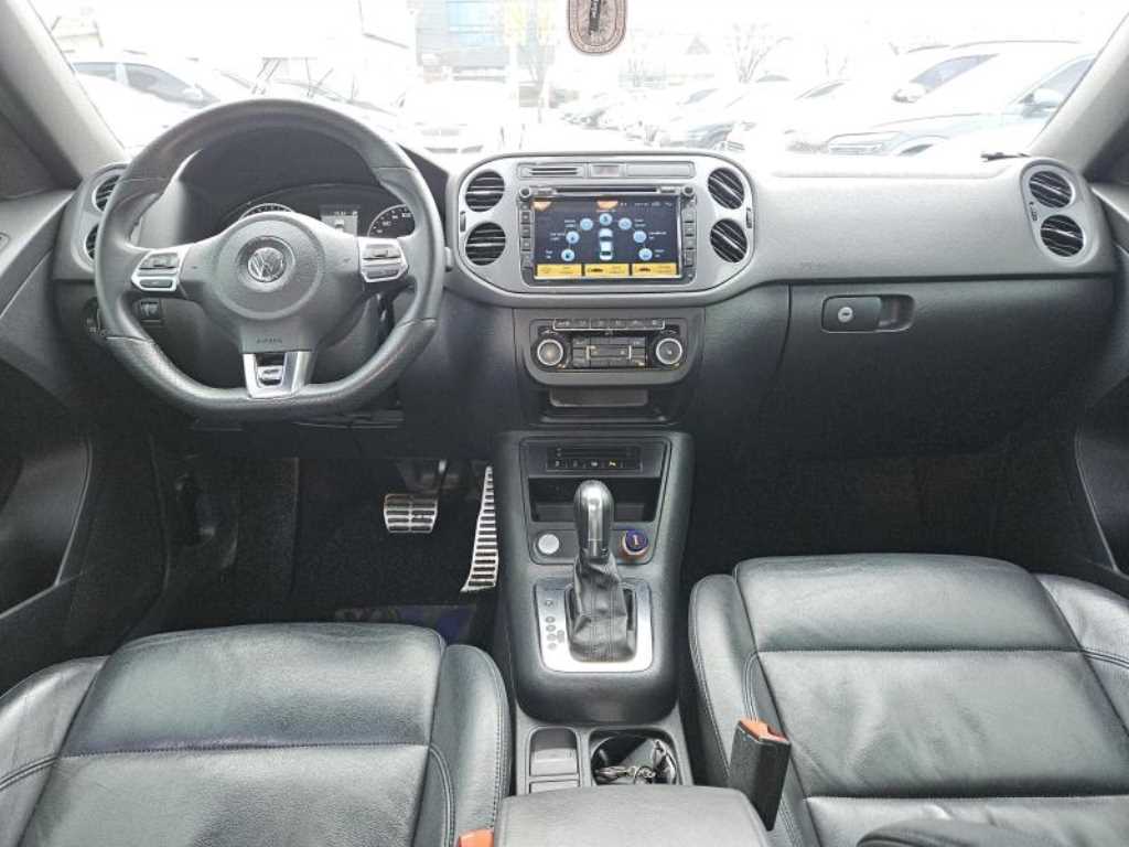 Volkswagen Tiguan - Vista 8