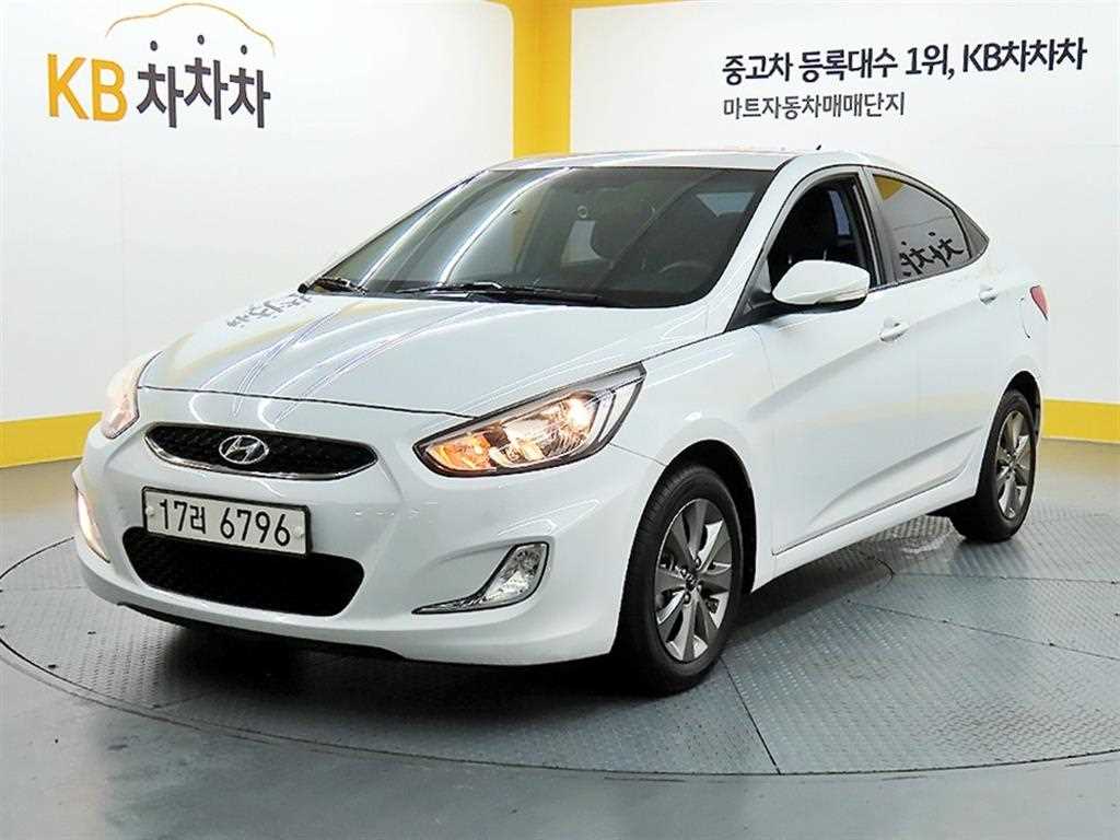 HYUNDAI Accent 2019 - Importación desde Corea - HF Imports Iquique - Foto 1