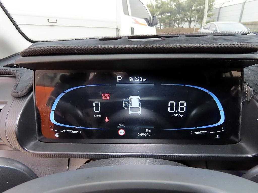 HYUNDAI Casper - Vista 9