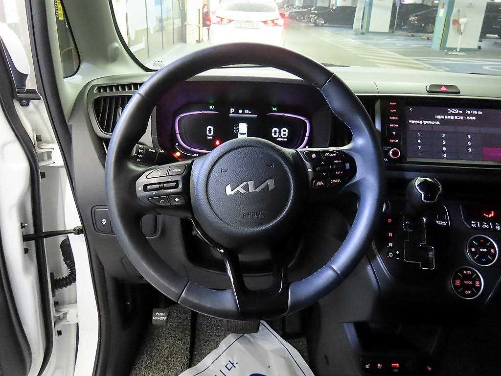 KIA Ray - Vista 8