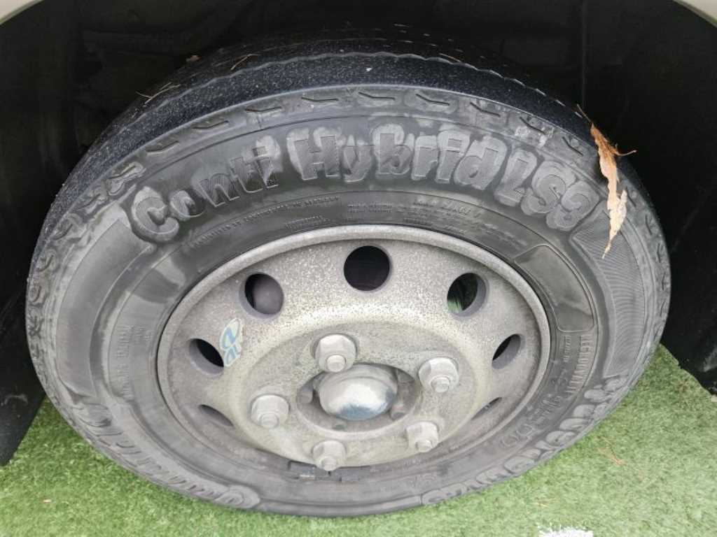 medium and large bus Hyundai bus - Vista 4