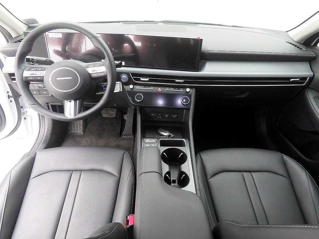 HYUNDAI Sonata - Vista 8