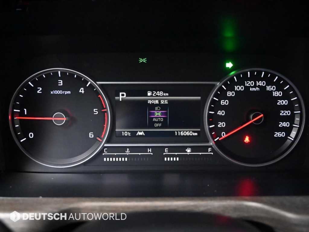 KIA Sorento - Vista 8