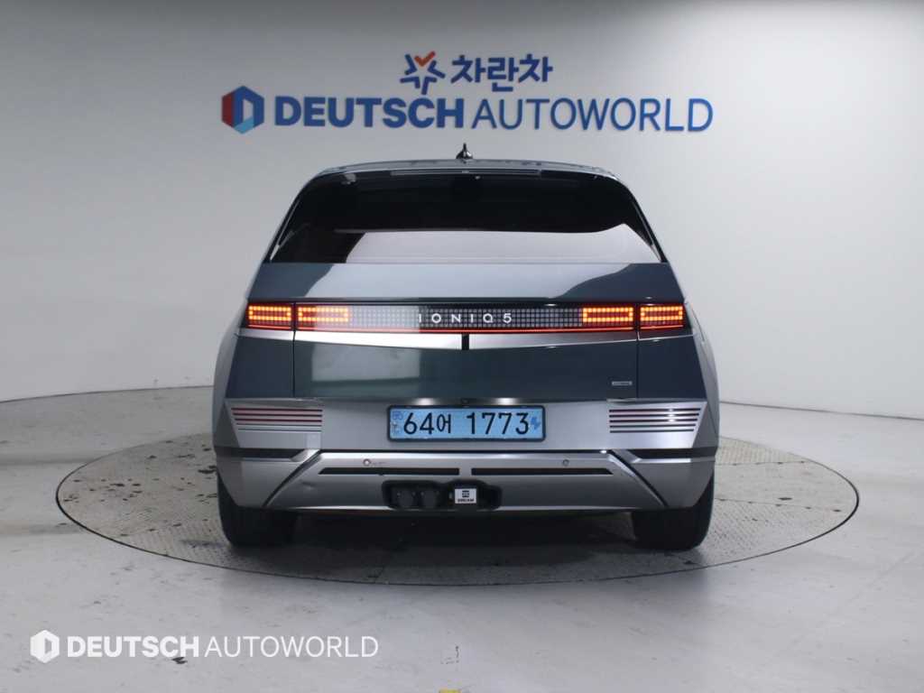 HYUNDAI Ioniq 5 - Vista 4