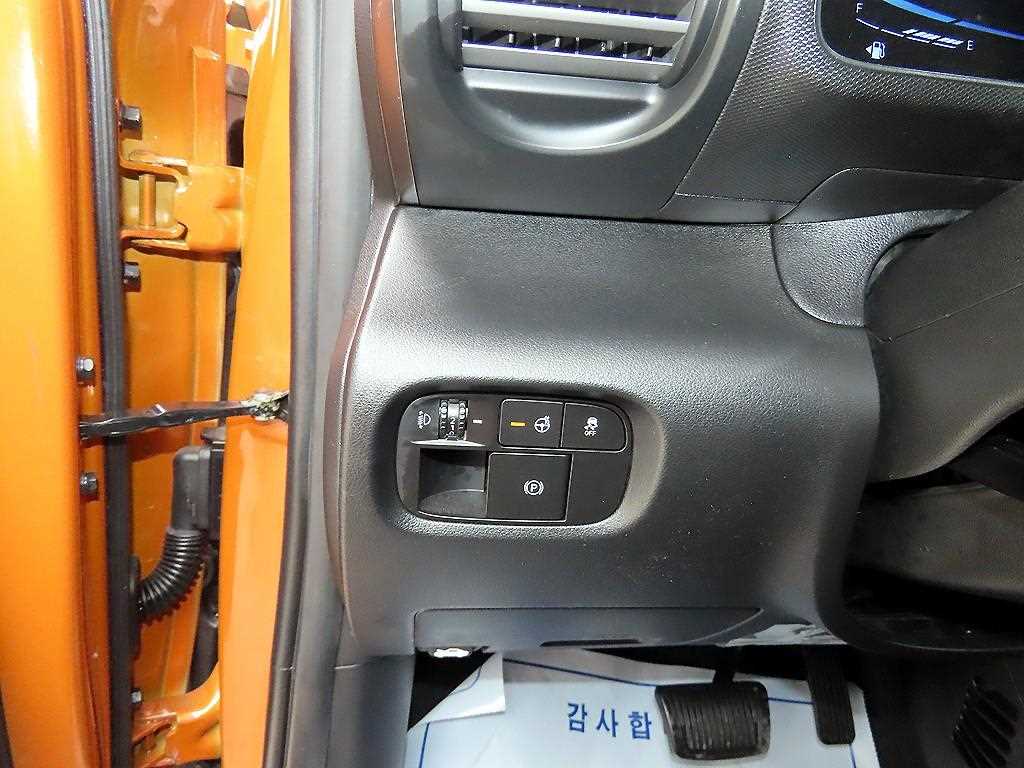 HYUNDAI Casper - Vista 12