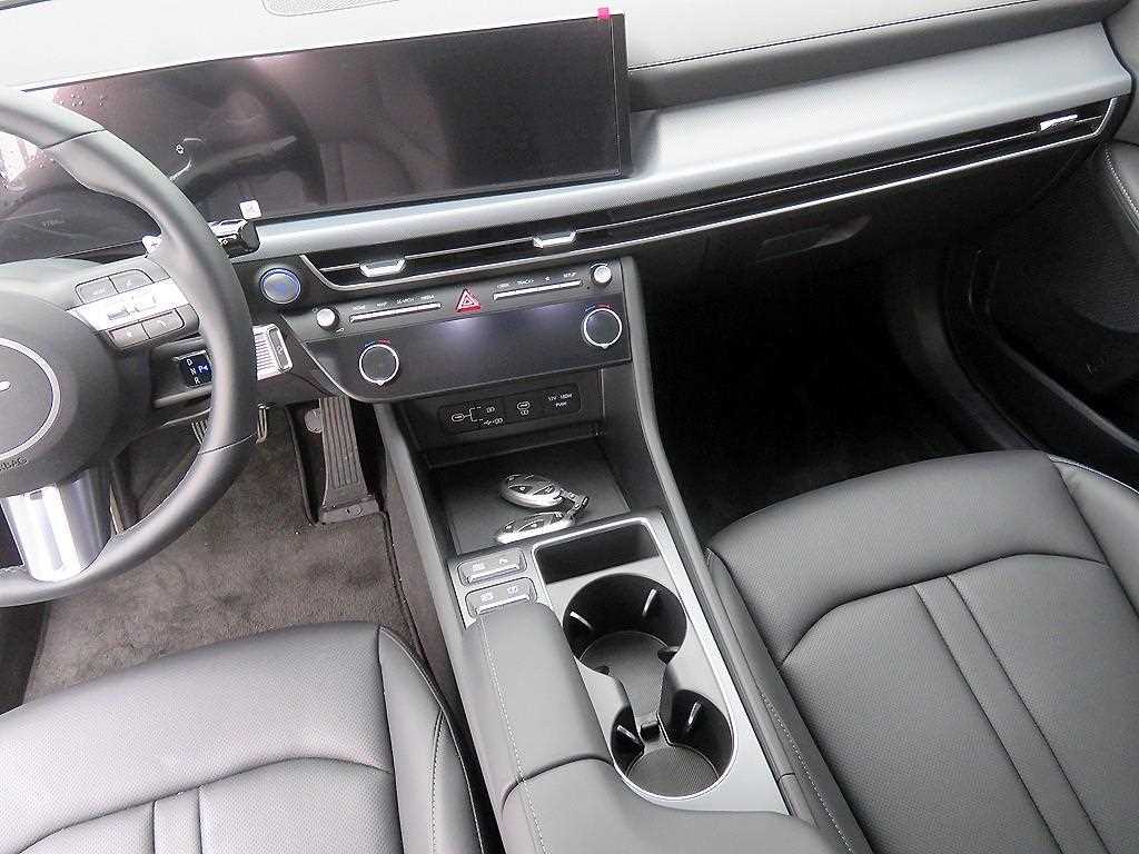 HYUNDAI Sonata - Vista 11