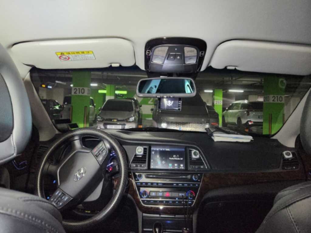 HYUNDAI Aslan - Vista 2