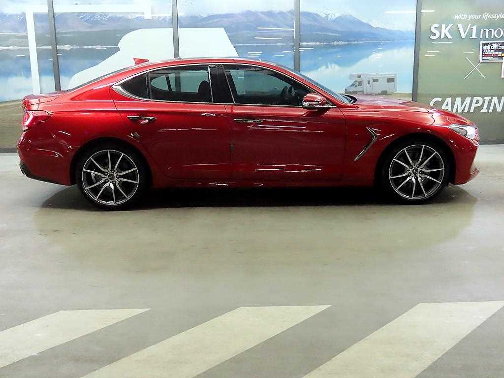 Genesis G70 - Vista 3