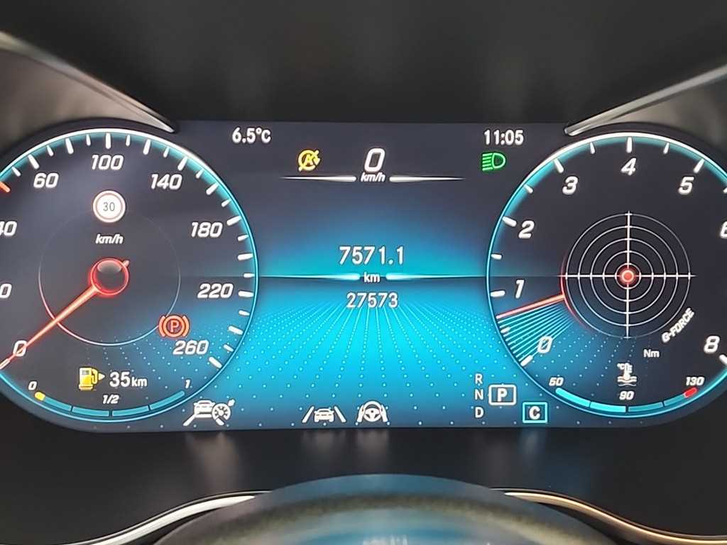 Mercedes Benz C Class - Vista 6