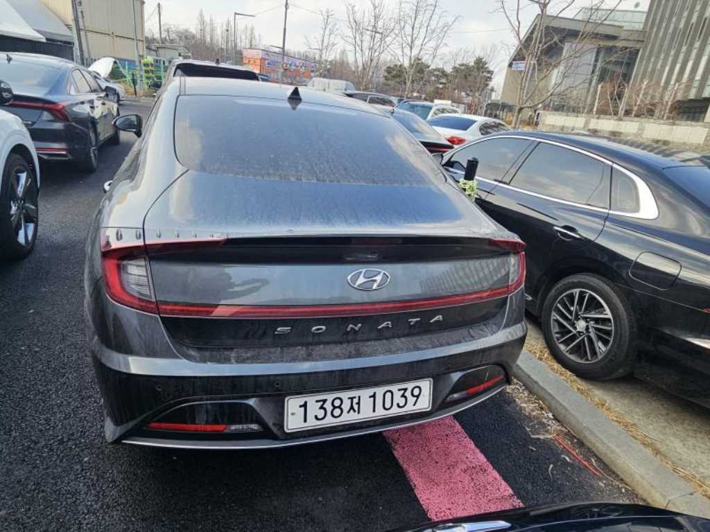 HYUNDAI Sonata - Vista 5