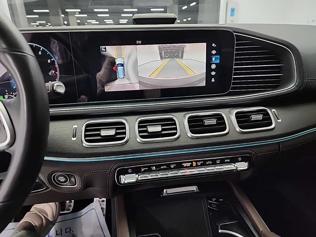 Mercedes Benz GLE Class - Vista 10