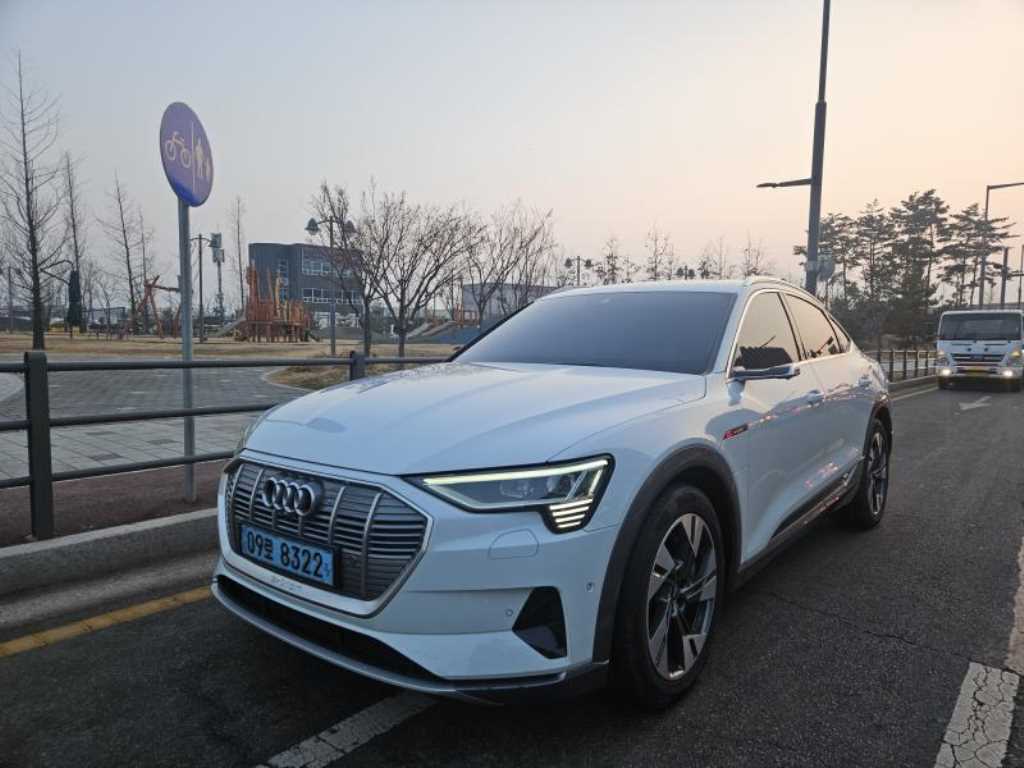 Audi e-Tron