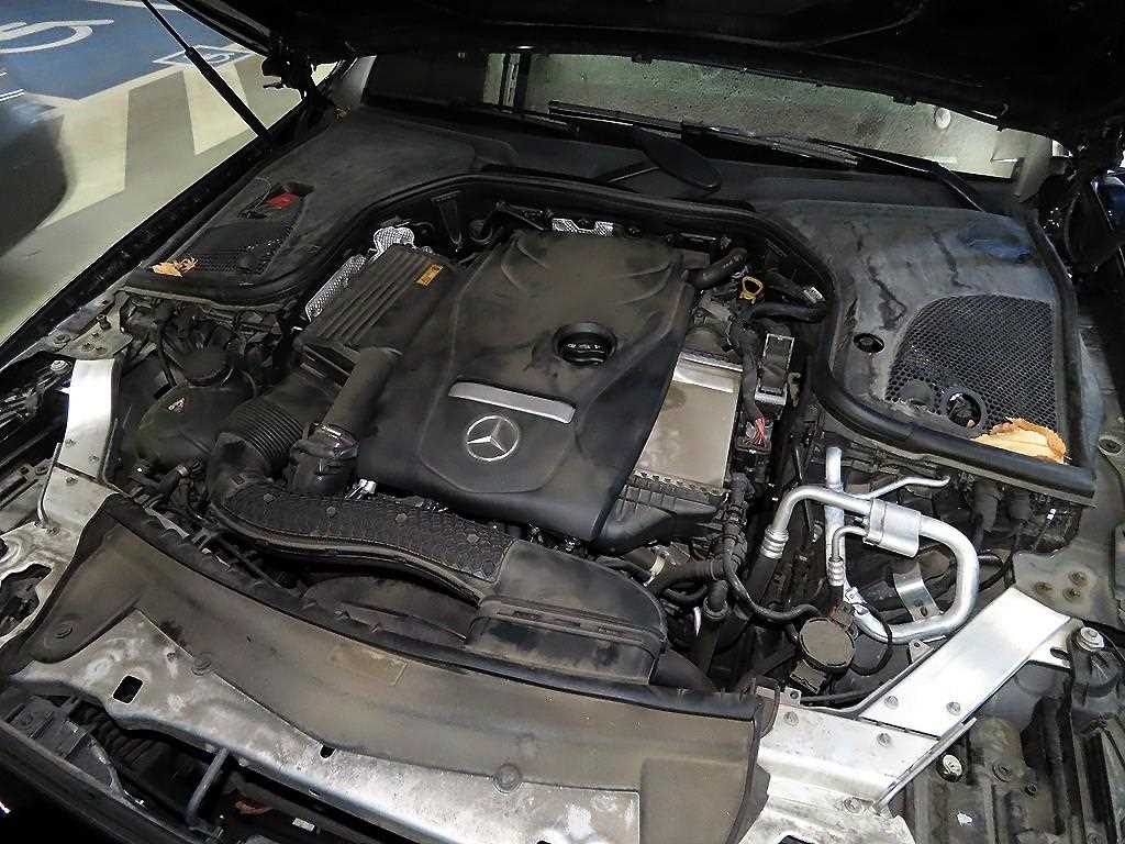 Mercedes Benz E class 2020 Negro - Importación desde Corea - HF Imports Iquique - Foto 19