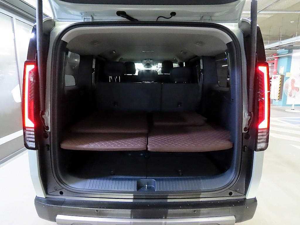 KIA PV5 2026 Gris - Importación desde Corea - HF Imports Iquique - Foto 16