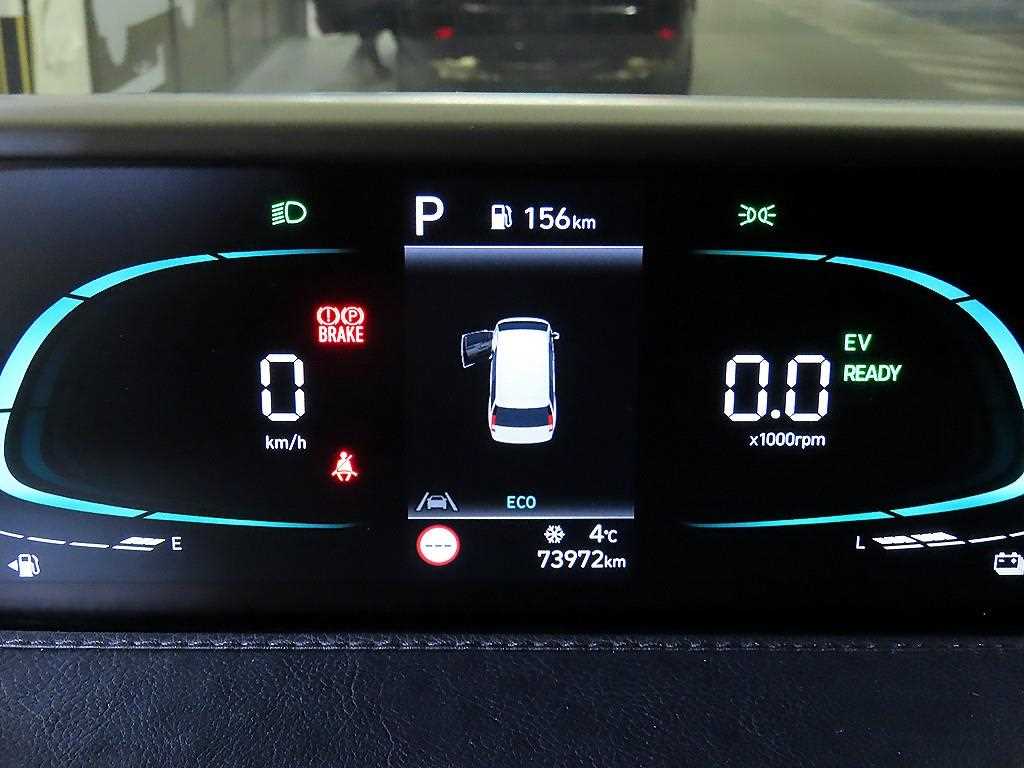 HYUNDAI Staria - Vista 9