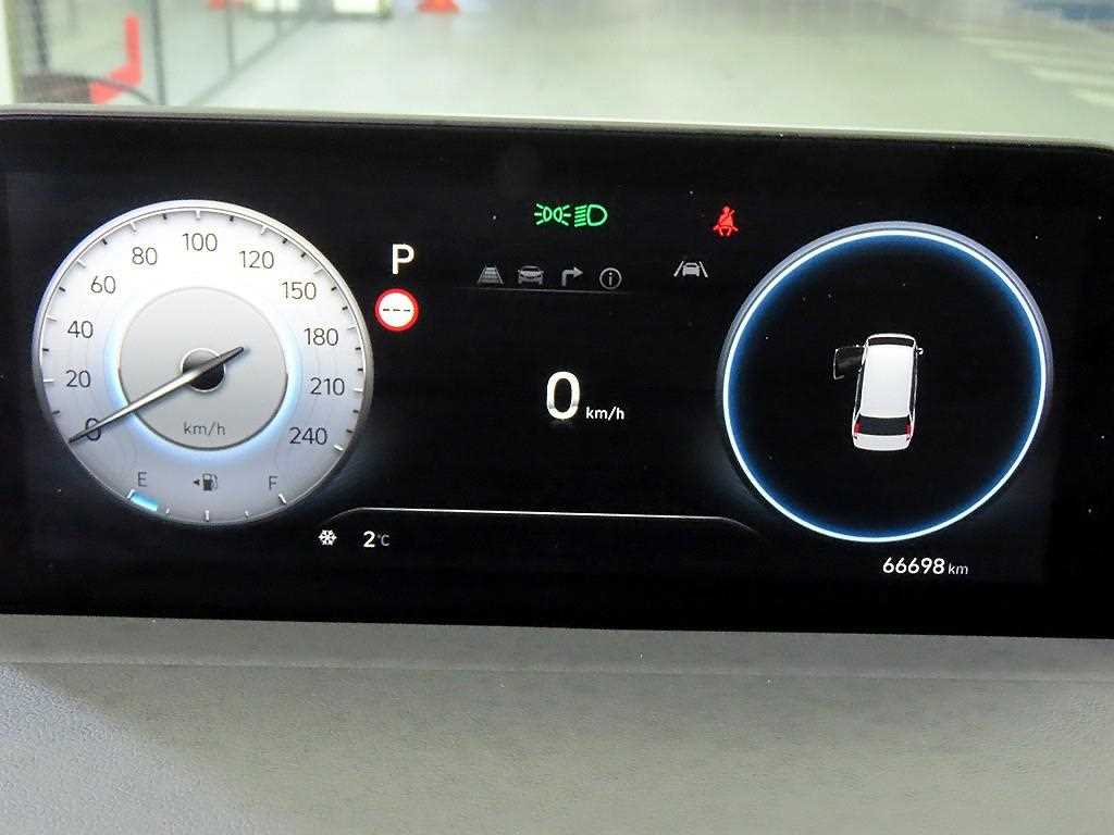 HYUNDAI Staria - Vista 9