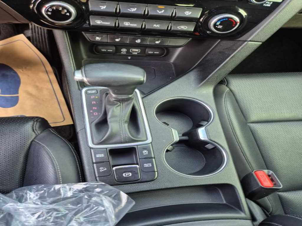 KIA Sportage - Vista 8