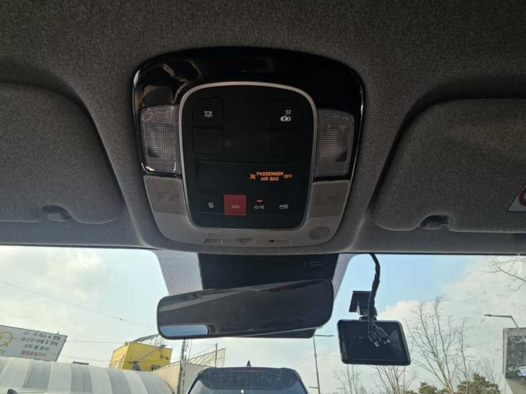 HYUNDAI Sonata - Vista 12