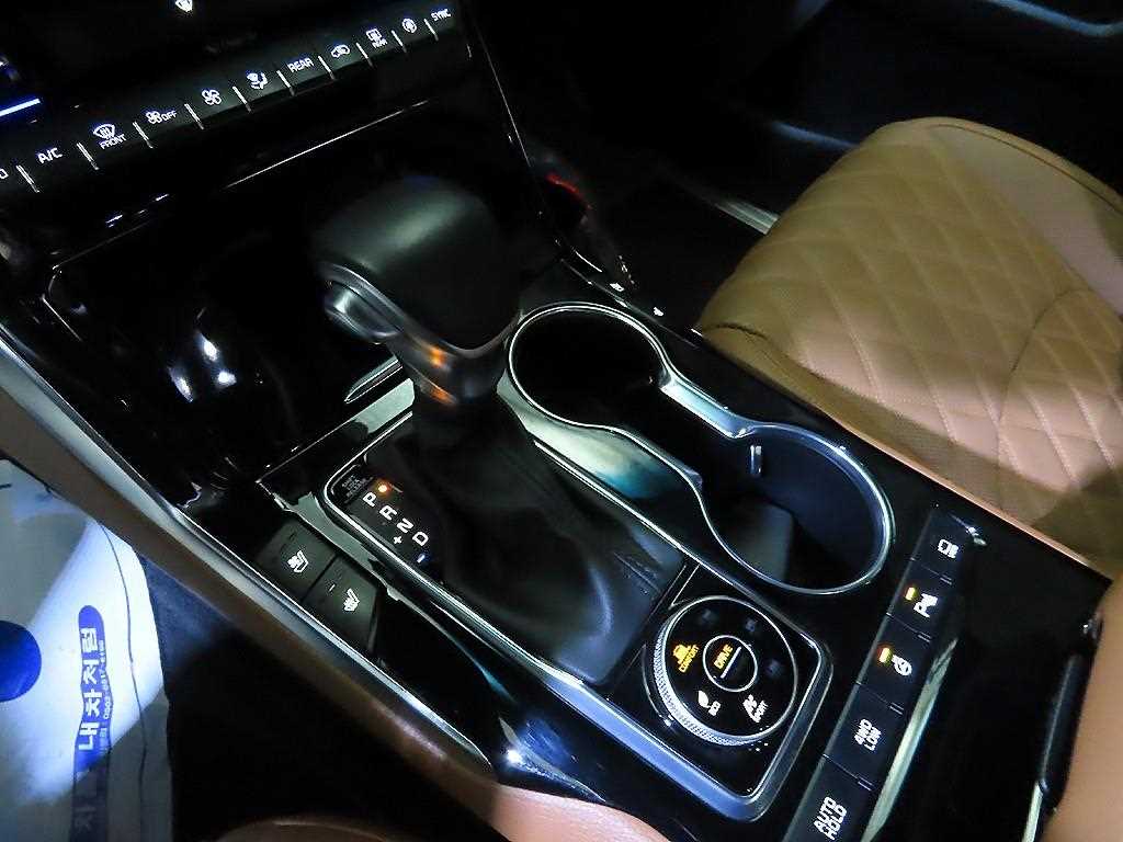 KIA Mohave - Vista 12