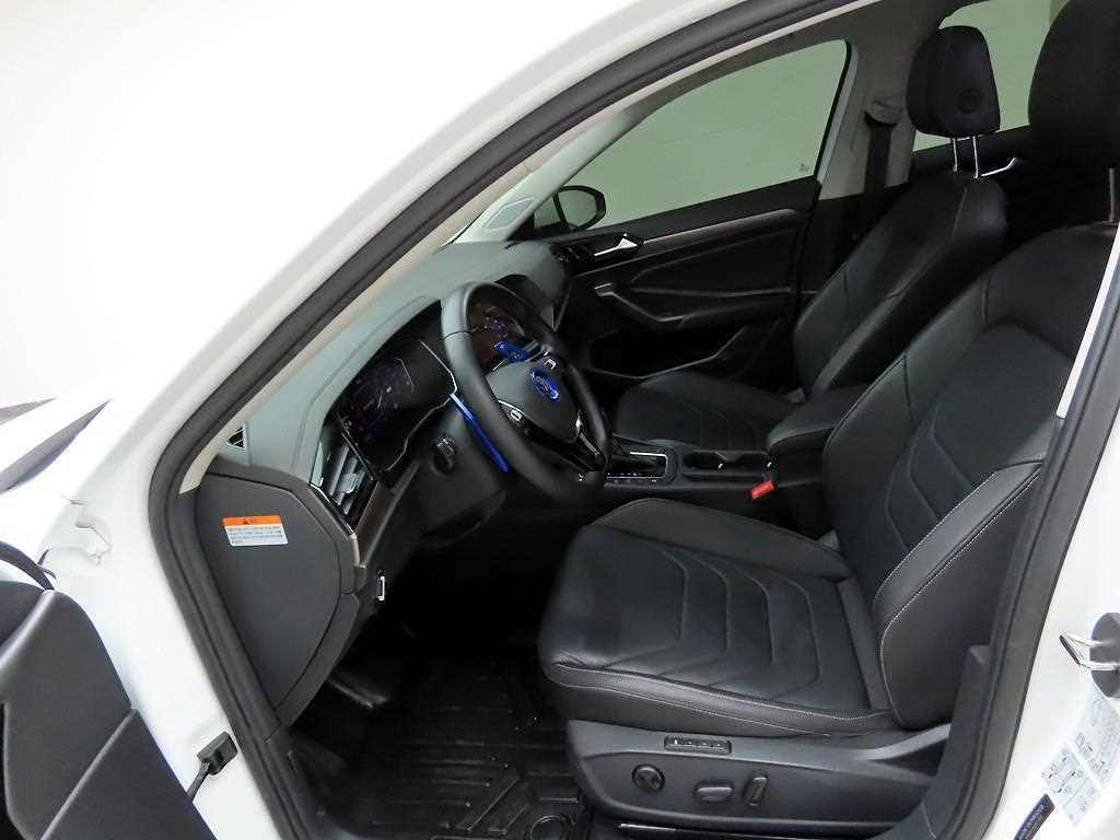 Volkswagen Jetta - Vista 5