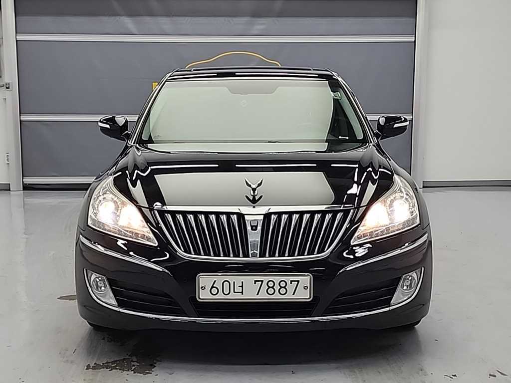 HYUNDAI Equus - Vista 2