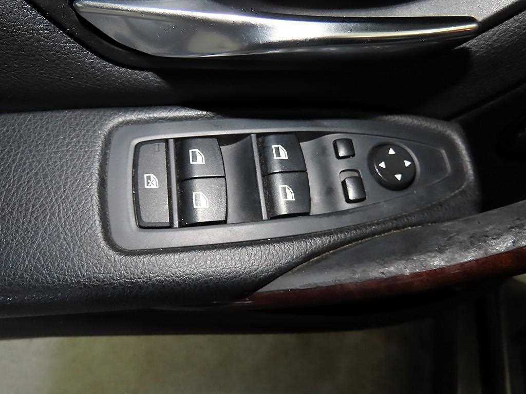 BMW 3 series 2014 Gris - Importación desde Corea - HF Imports Iquique - Foto 13