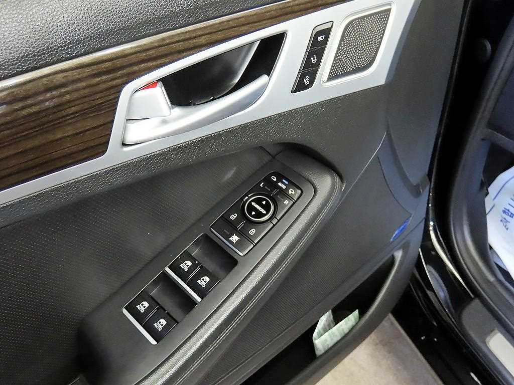 Genesis G80 2017 Negro - Importación desde Corea - HF Imports Iquique - Foto 13