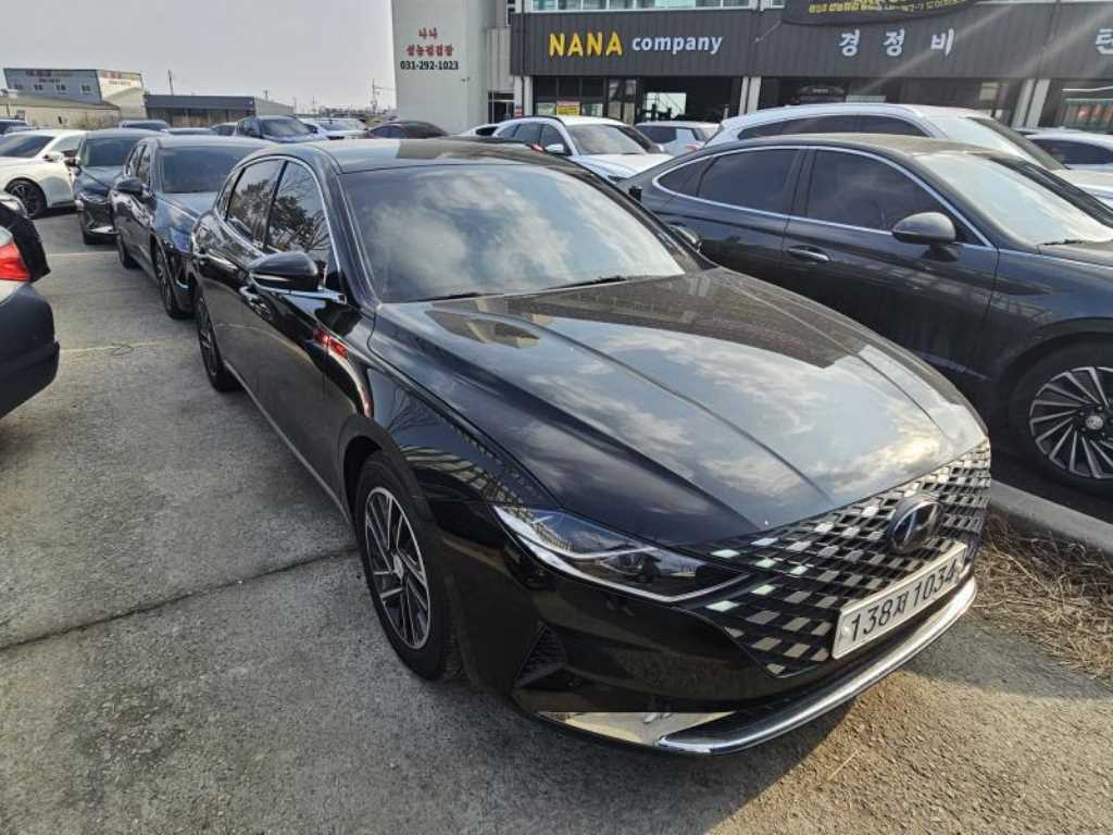 HYUNDAI Grandeur - Vista 3