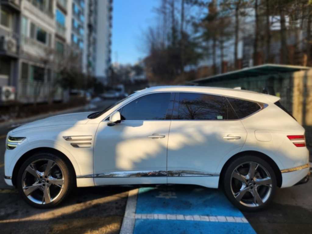 Genesis GV80 - Vista 2