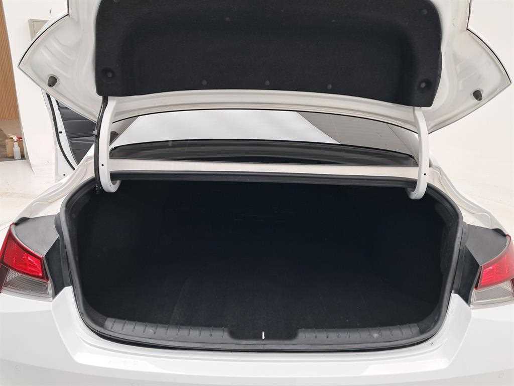 HYUNDAI Avante 2023 Blanco - Importación desde Corea - HF Imports Iquique - Foto 17