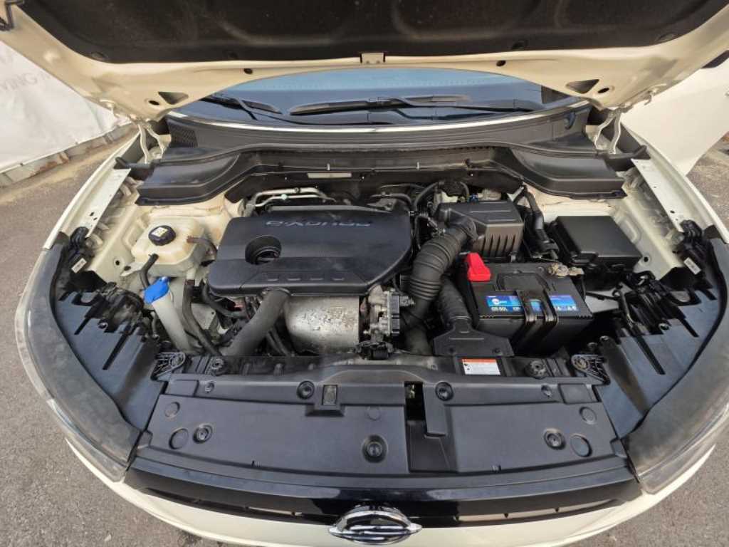 Ssangyong Tivoli 2017 Blanco - Importación desde Corea - HF Imports Iquique - Foto 17