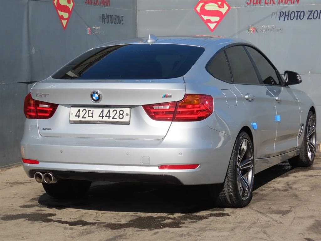 BMW Gran Turismo - Vista 3