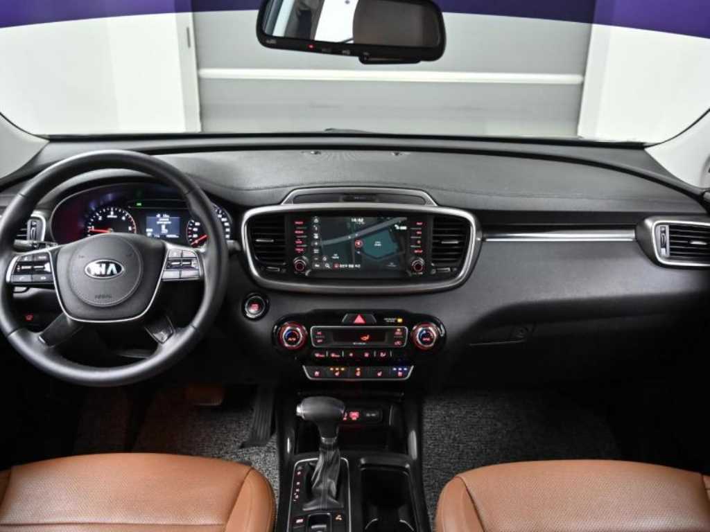KIA Sorento - Vista 7