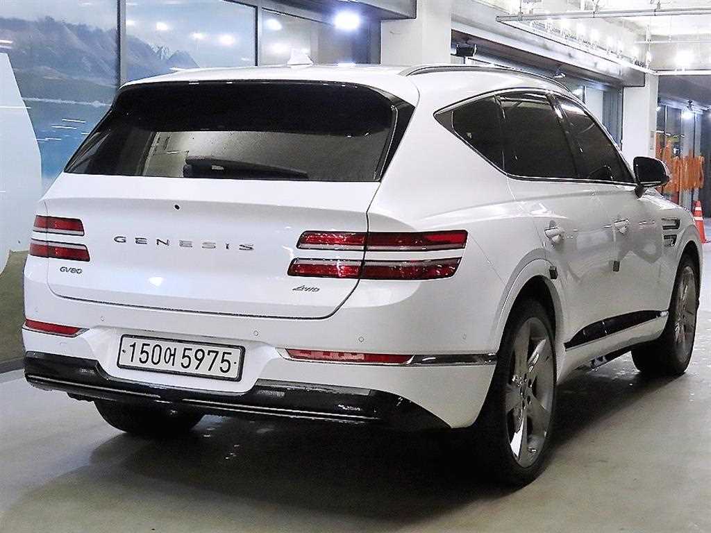 Genesis GV80 - Vista 4