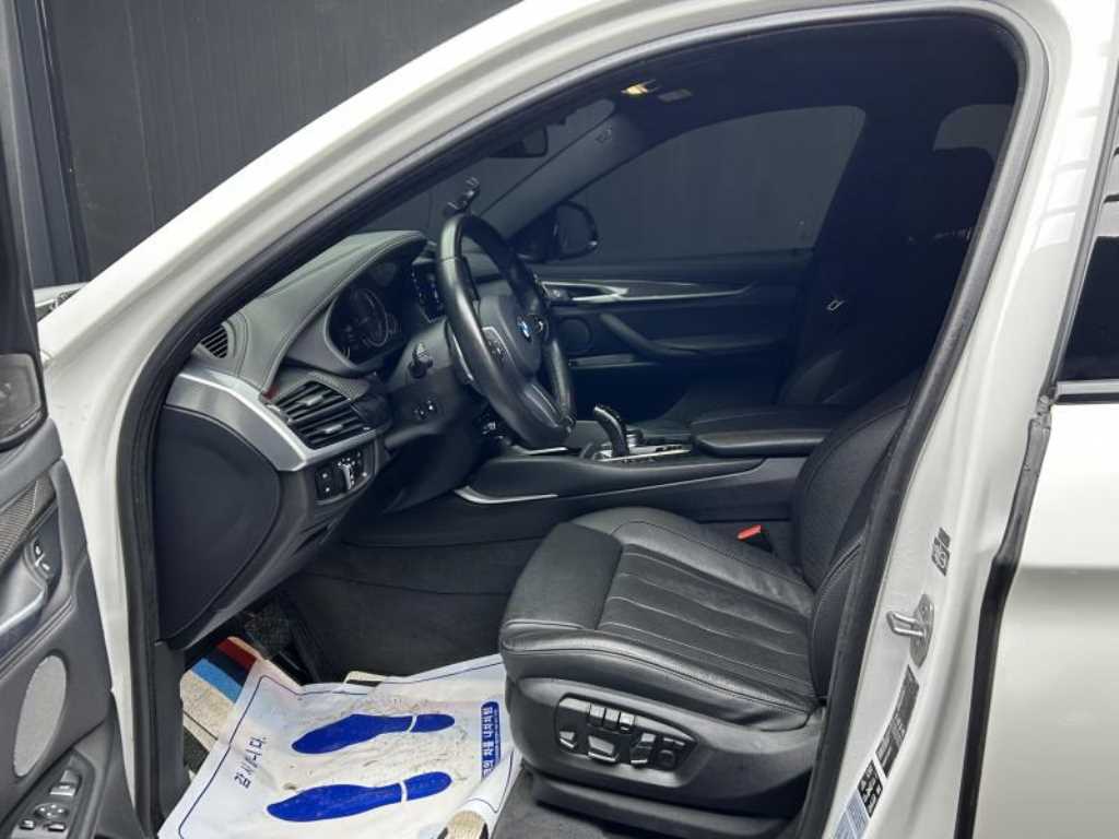 BMW X6 - Vista 5