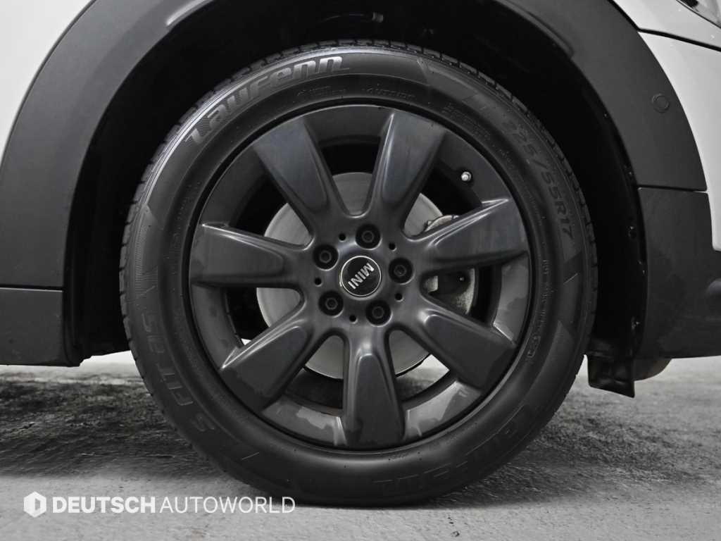 Mini Countryman - Vista 5