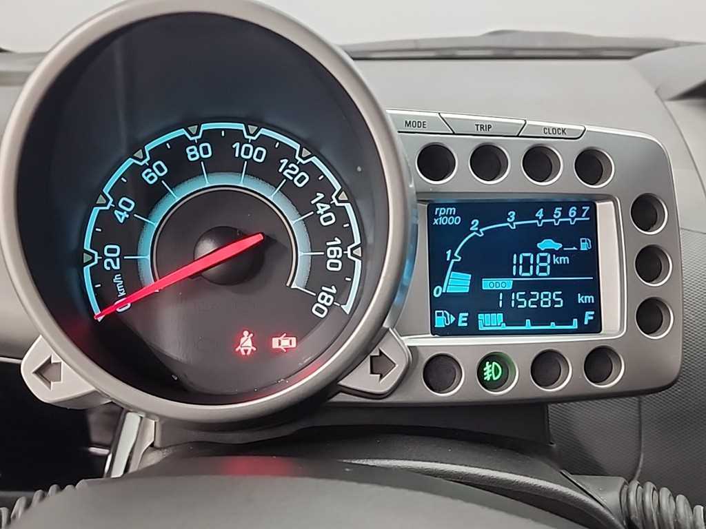 Chevrolet Spark - Vista 6