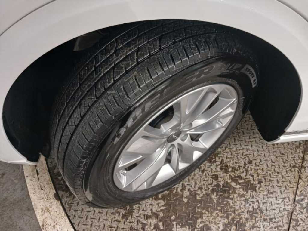 Genesis GV70 2024 Blanco - Importación desde Corea - HF Imports Iquique - Foto 20