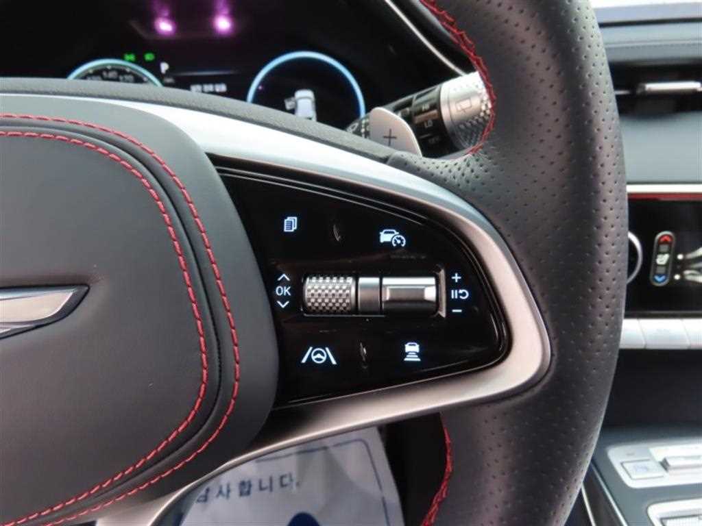 Genesis GV70 - Vista 11