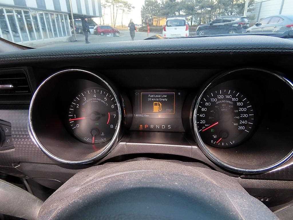 Ford Mustang 2016 Negro - Importación desde Corea - HF Imports Iquique - Foto 13