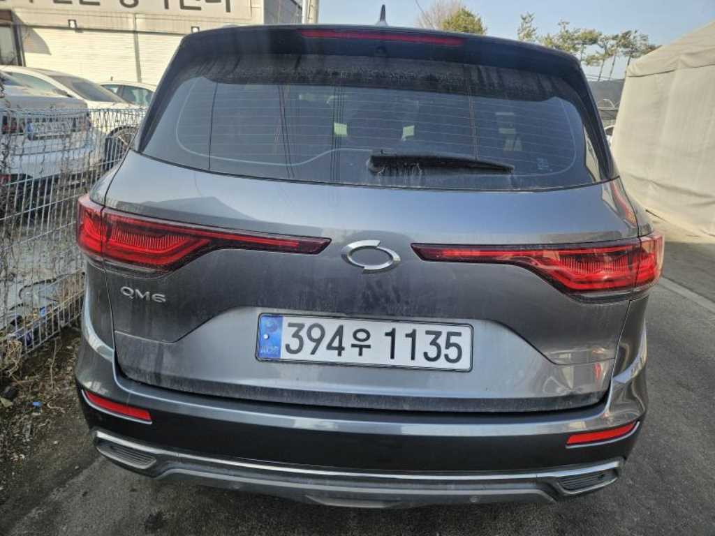 SAMSUNG QM6 - Vista 3