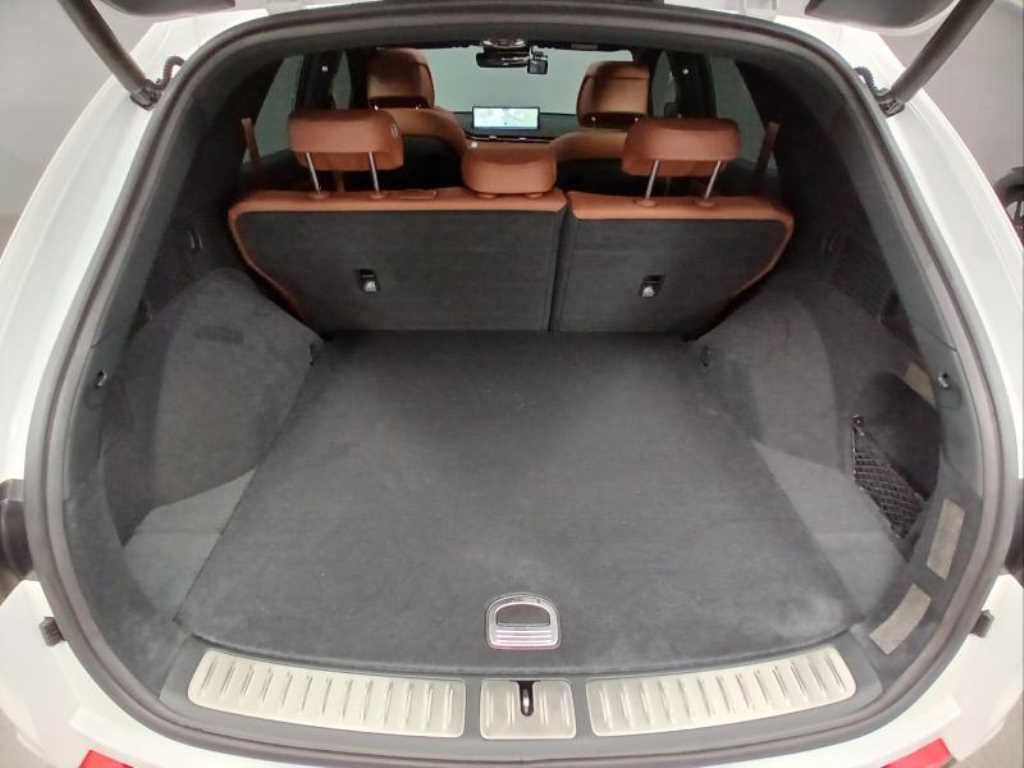 Genesis GV70 2024 Blanco - Importación desde Corea - HF Imports Iquique - Foto 18