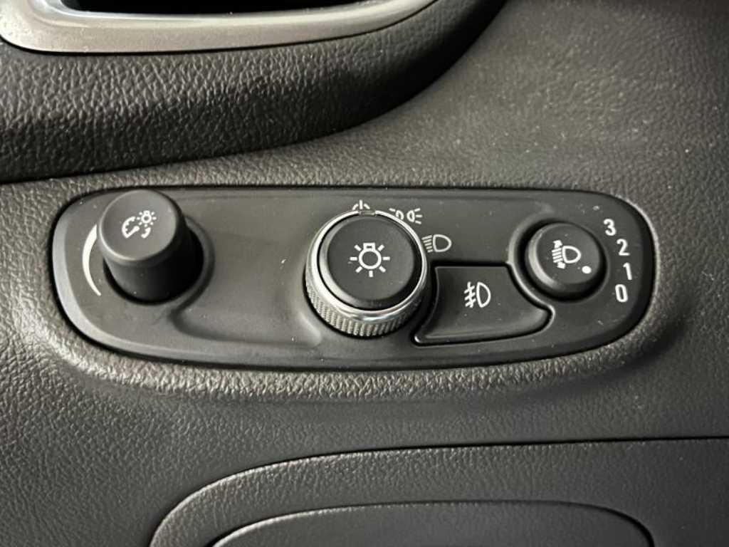 Chevrolet Trax 2018 Blanco - Importación desde Corea - HF Imports Iquique - Foto 13