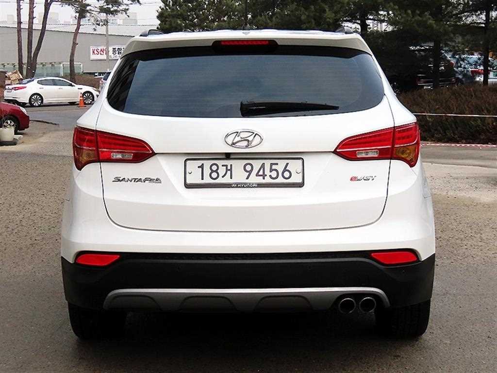 HYUNDAI Santa Fe - Vista 4