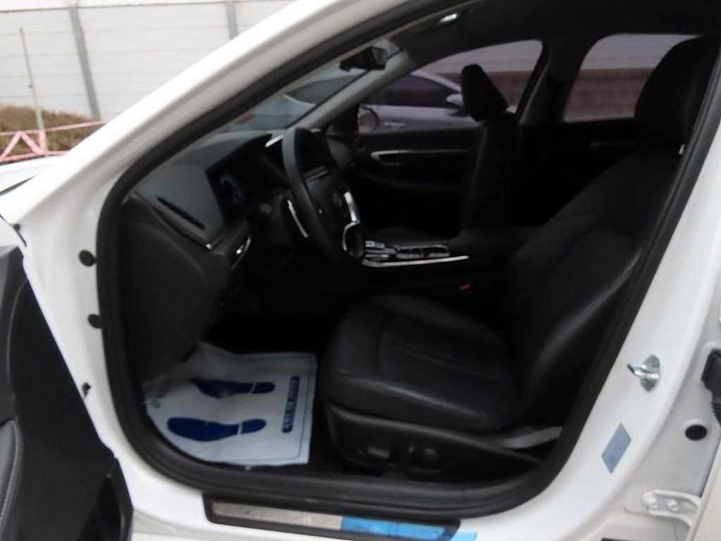 HYUNDAI Sonata - Vista 5